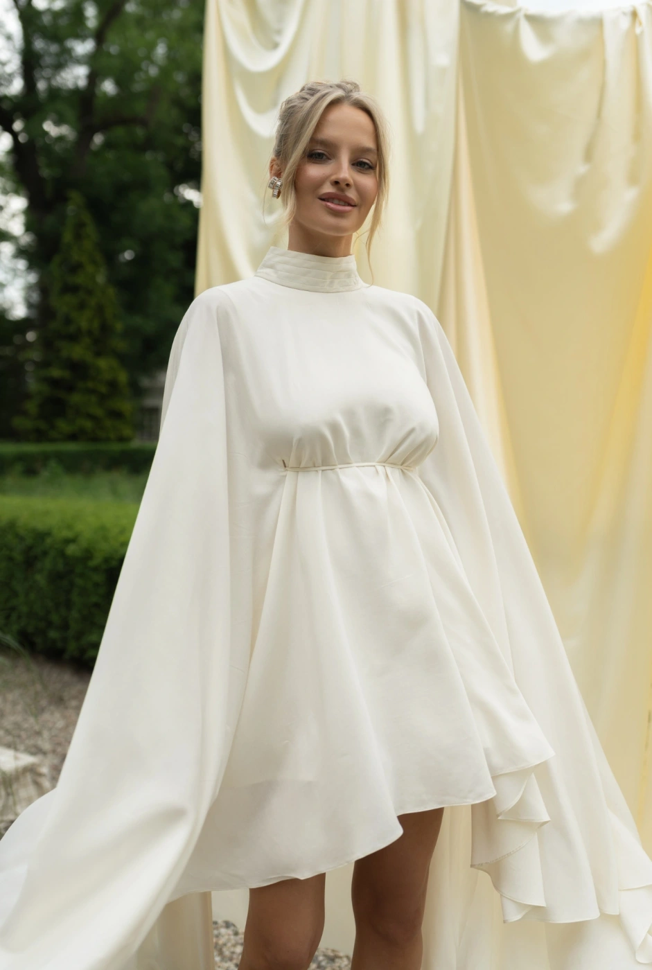 Elegant maternity dresses for a wedding: How to combine style with maximum comfort?