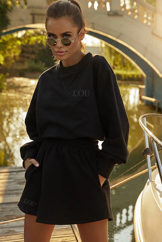 Kumiko - black tracksuit