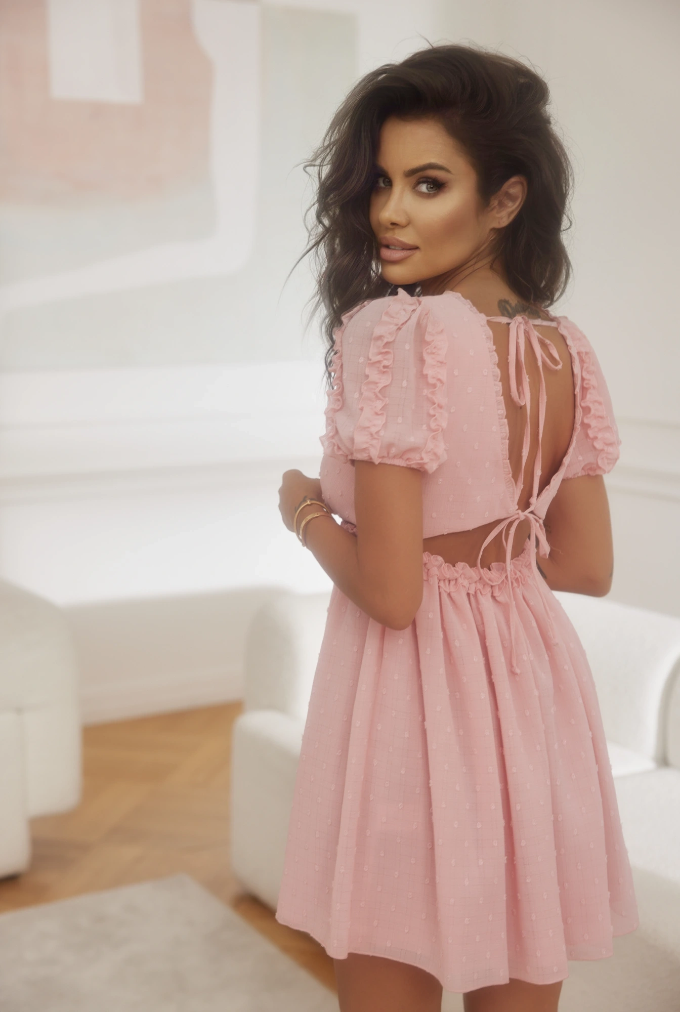 Xenia - Romantic mini dress in powder pink
