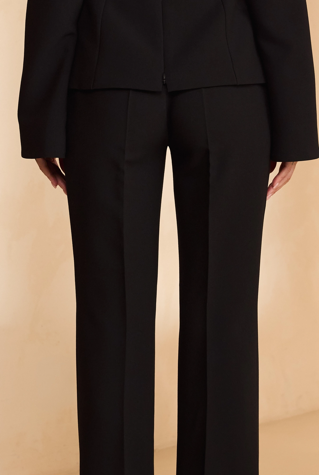 Quelo – black trousers with flared legs