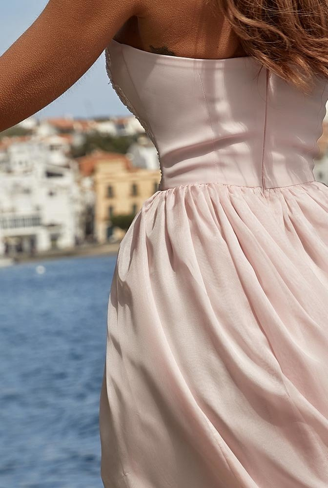 Reggia - powder pink dress with embroidery