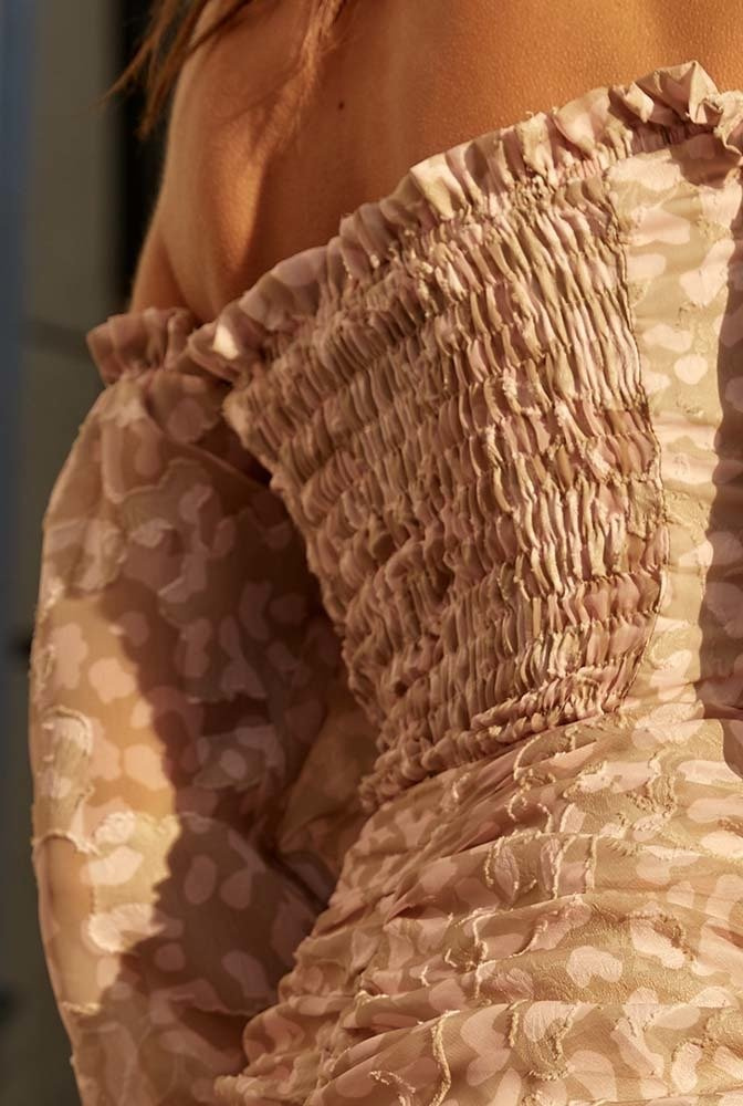 TIVVA - DRESS WITH OPENED SHOULDERS