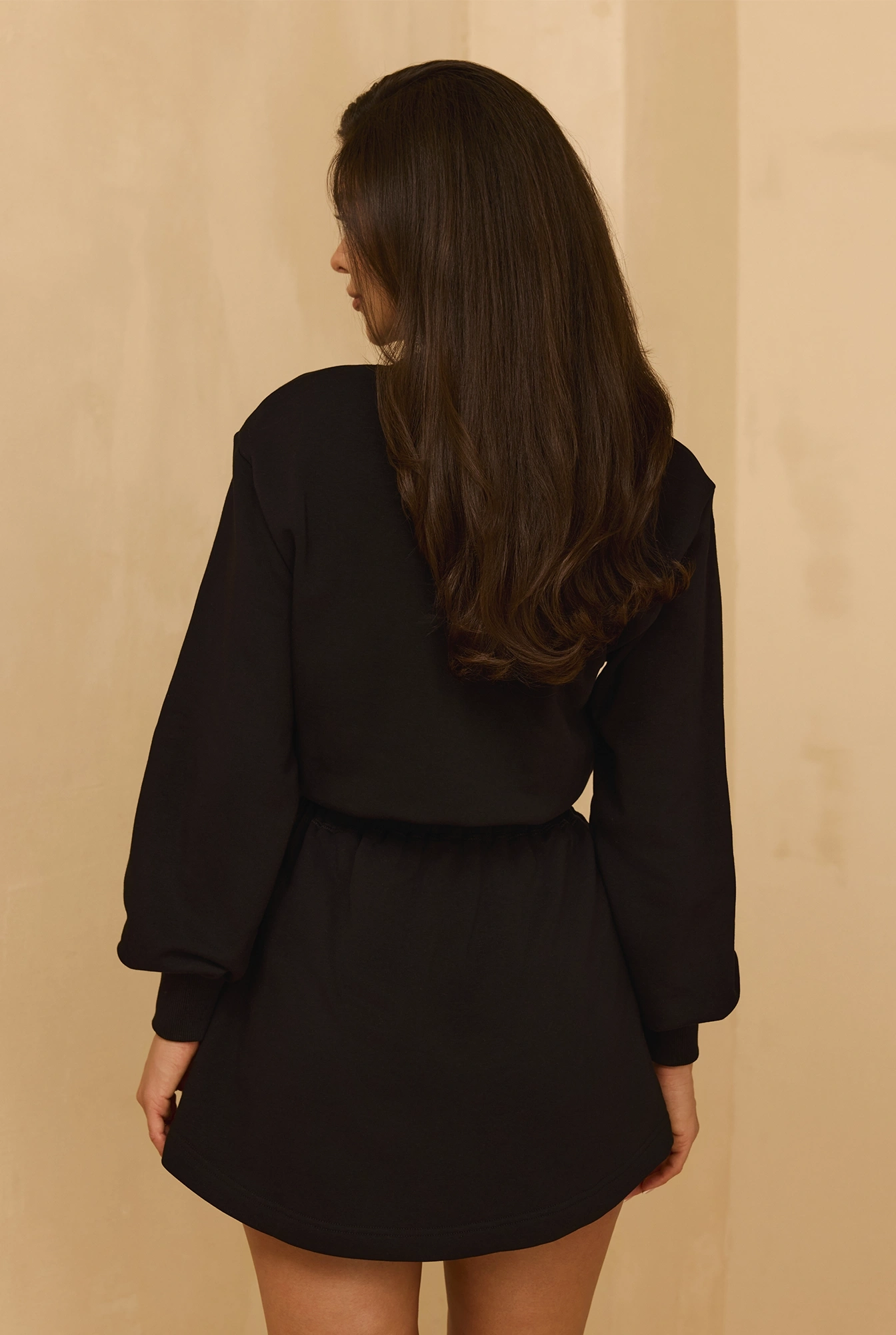 Kumiko - black tracksuit